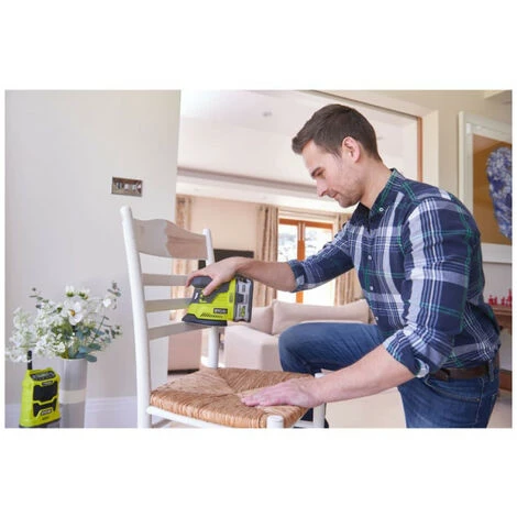 Pack RYOBI Ponceuse Triangulaire 18V OnePlus R18PS-0 - 6 Abrasifs - 1 Batterie 3.0Ah High Energy - 1 Batterie 5.0Ah - Chargeur Rapide 6 Pack RYOBI Ponceuse Triangulaire 18V OnePlus R18PS-0 - 6 Abrasifs - 1 Batterie 3.0Ah High Energy - 1 Batterie 5.0Ah - Chargeur Rapide – Image 4